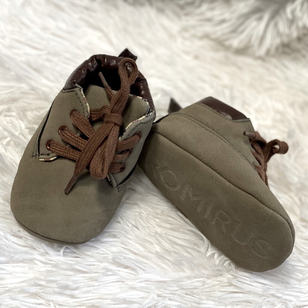 Romirus toddlers tan lace up sneaker boots